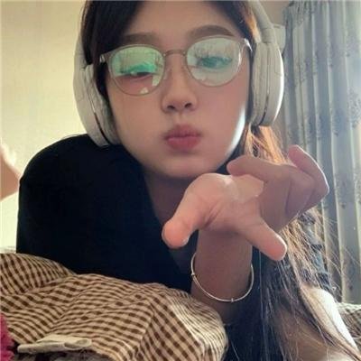 小镇二友海报